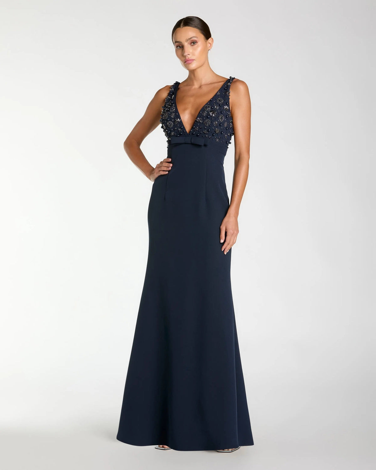Navy Sleeveless Embellished Crepe Gown With Bow