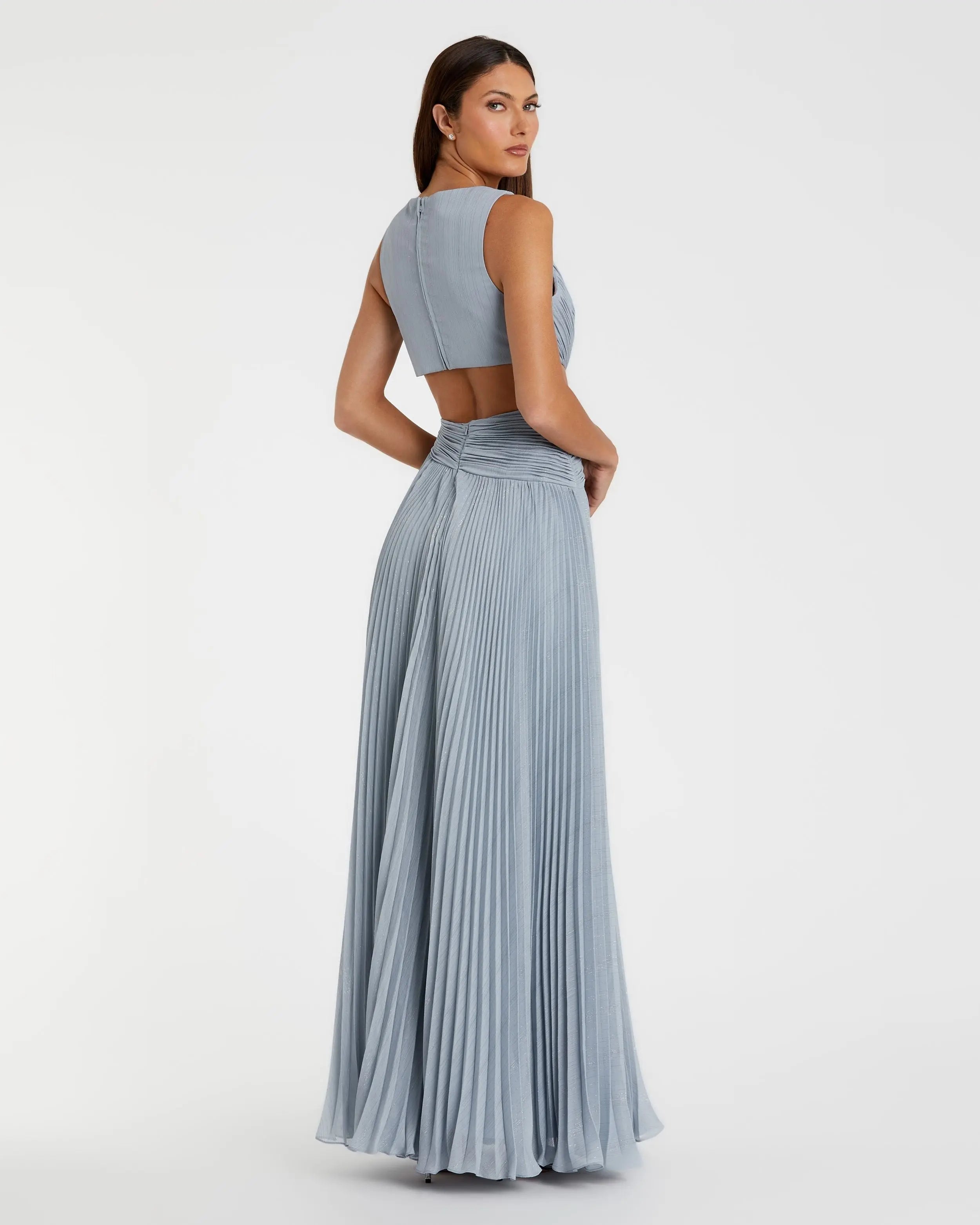 Blue Ruched Chiffon Sleeveless Gown With 3D Flower